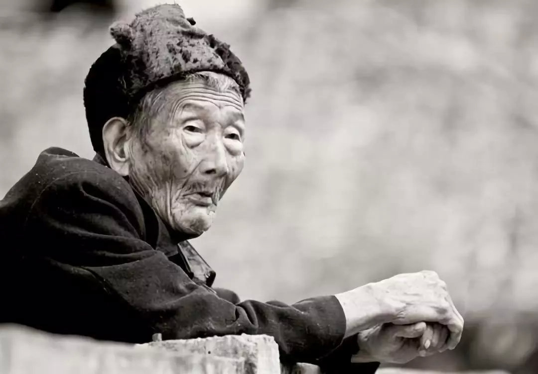 中国老年人：患病时间早，带病时间长，生活质量低
