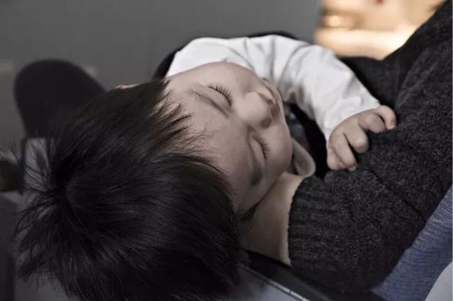 小睡好处这么多，到底要睡多久？宝宝白天睡眠小贴士