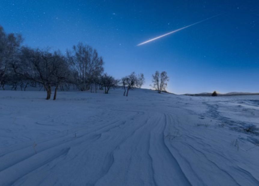 冬日星空下的绚丽焰火 双子座流星雨拍摄攻略