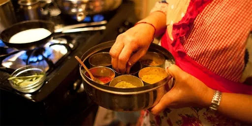 图片为印度家庭日常料理中用到的各式辣椒版权属于原作者