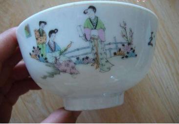 珑博告诉你如果在景德镇购买陶瓷，必须得懂这些秘密