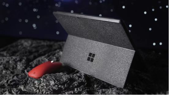 Surface Pro 8，便携与创作集于一体
