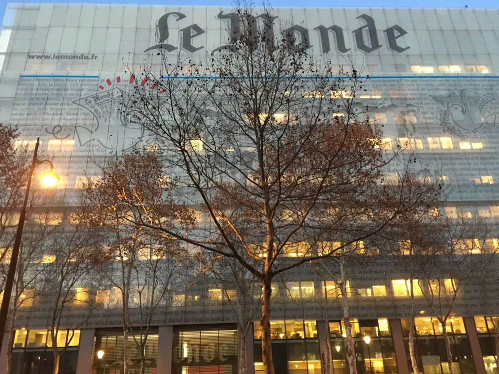 《世界报》大楼。摄影：暖