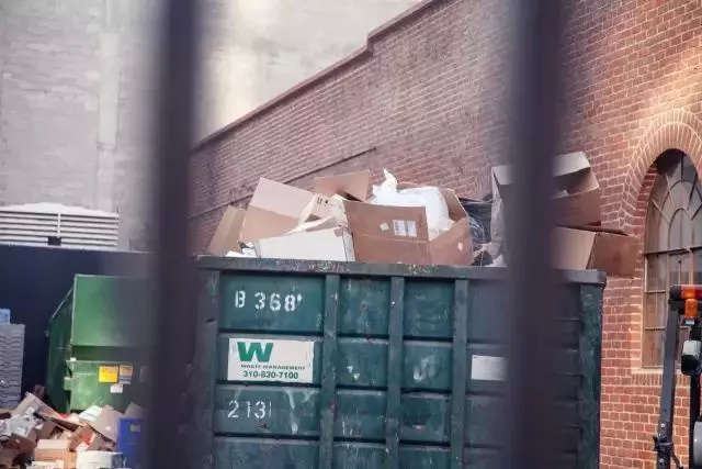把废弃纸箱改造成时尚钱包的魔法师|新闻动态-郑州芭乐视频app下载安装厂