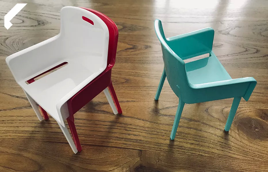 △ "Stack"，一种现代塑料花园座椅，提高可堆叠性（用于运输与空间布置），结构（由动