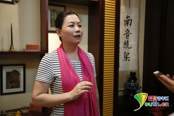 著名南音演员李白燕，曾获第七届中国曲艺牡丹奖表演奖。中国青年网记者 周学磊 摄