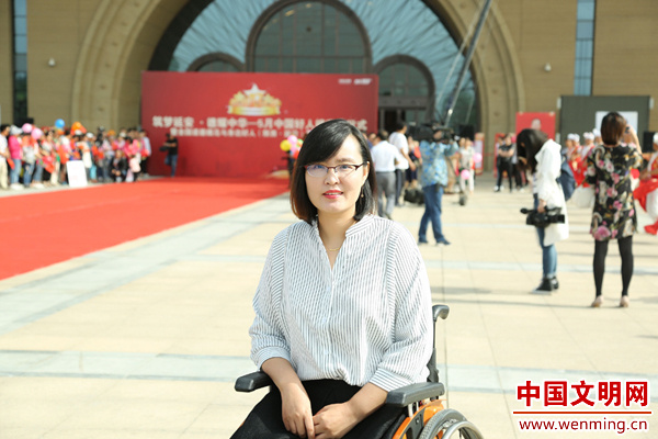 2018年5月30日，张丽莉参加中国好人榜发布仪式暨全国道德模范与身边好人（陕西·延安）