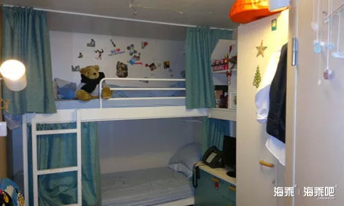 温馨童趣的寝室