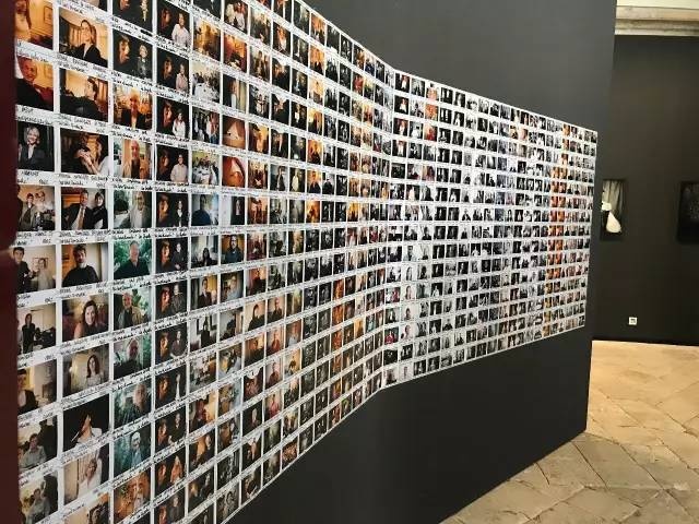 570张记者肖像的照片墙