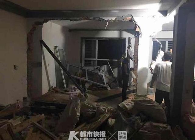 台州男子装修狂砸5面承重墙吓跑邻居，涉嫌危害公共安全被拘