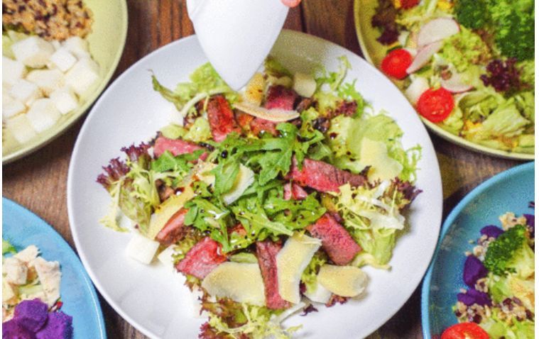 The Ultimate Guide to Creating Irresistibly Delicious Thanksgiving Green Salad Recipes